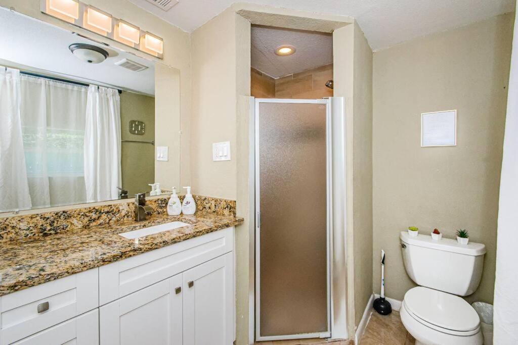 Beautiful Pool House In Old Seminole Heights! Vila Tampa Exterior foto